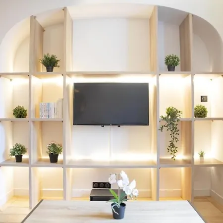 New - Ou Vieil Appartement Antibes