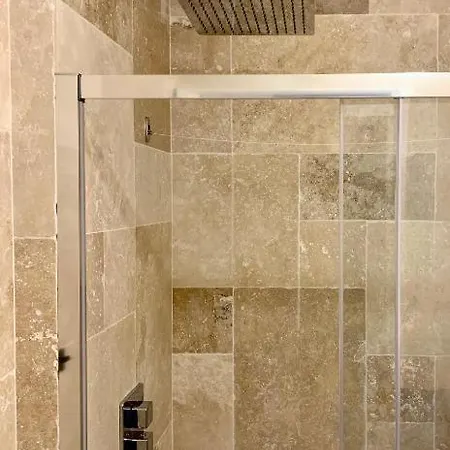 New - Ou Vieil Apartman *
