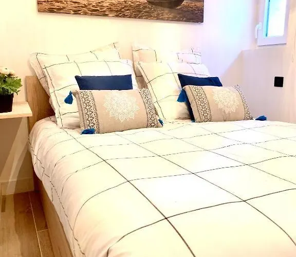 New - Ou Vieil * Antibes