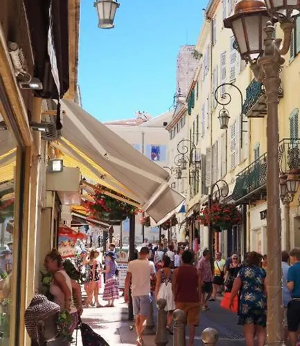 New - Ou Vieil Apartment